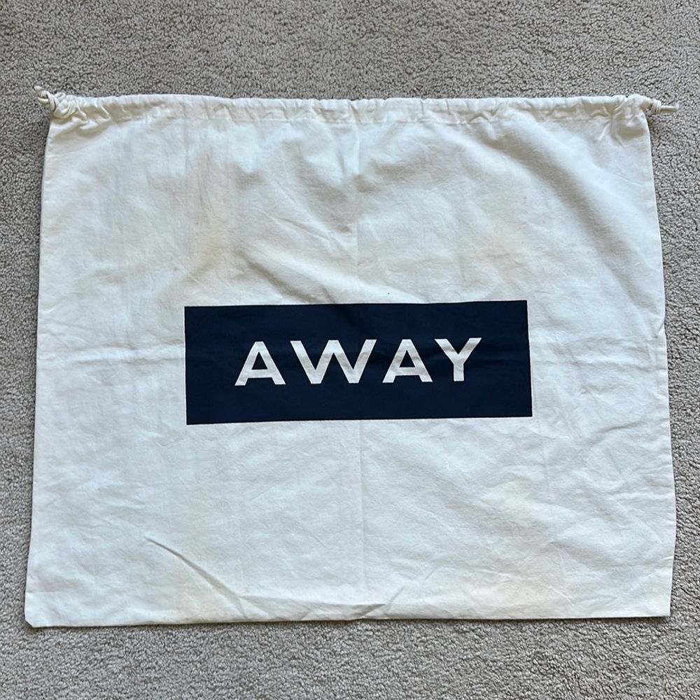 Away Dust Bag - Used